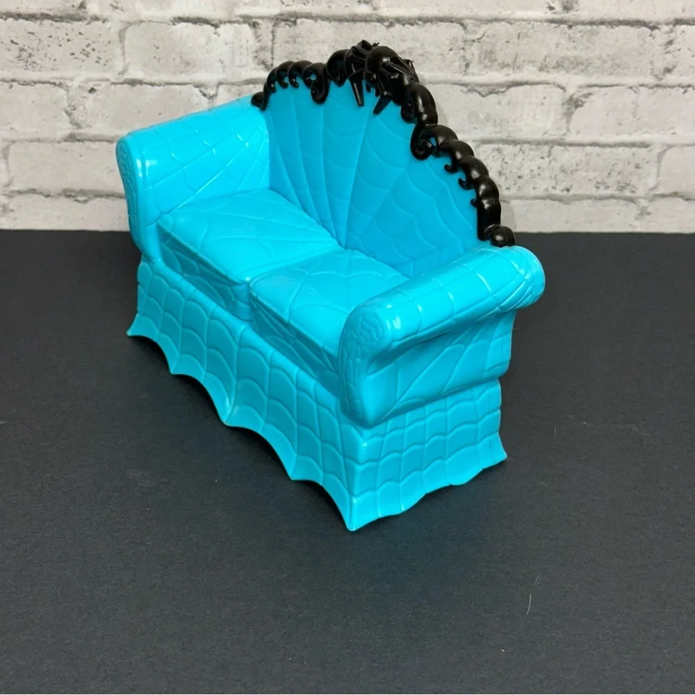 Monster High Blue Couch Sofa Black Gothic Furniture From Coffin Bean Playset